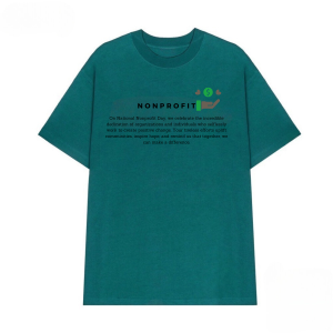 giving spirit T-shirt